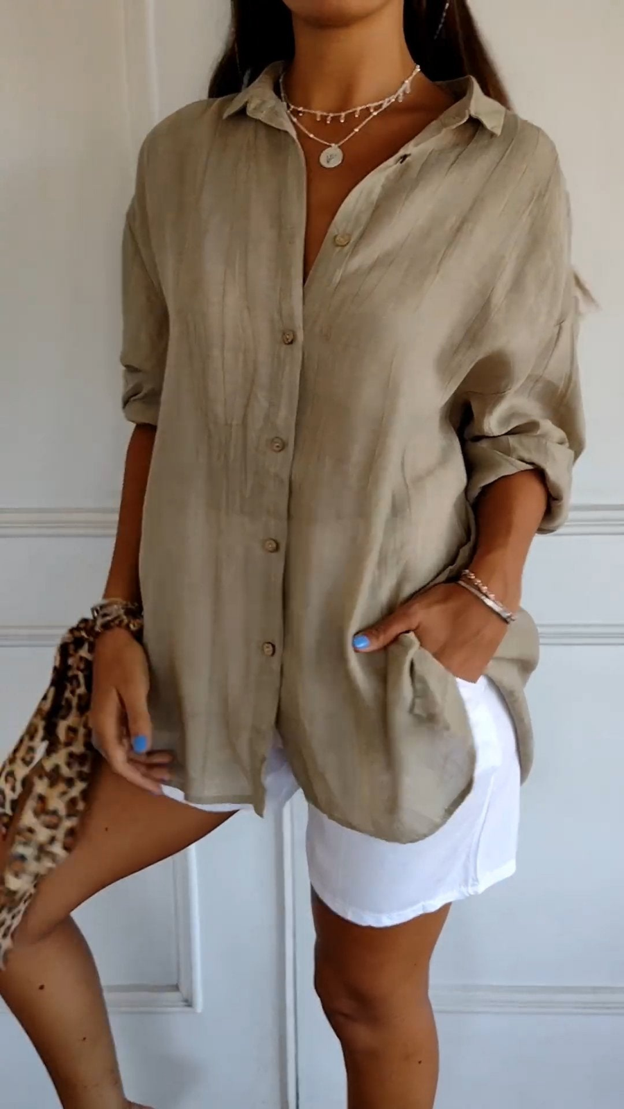 Bridie Oversized Linen-Look Shirt with Side Pockets – Khaki