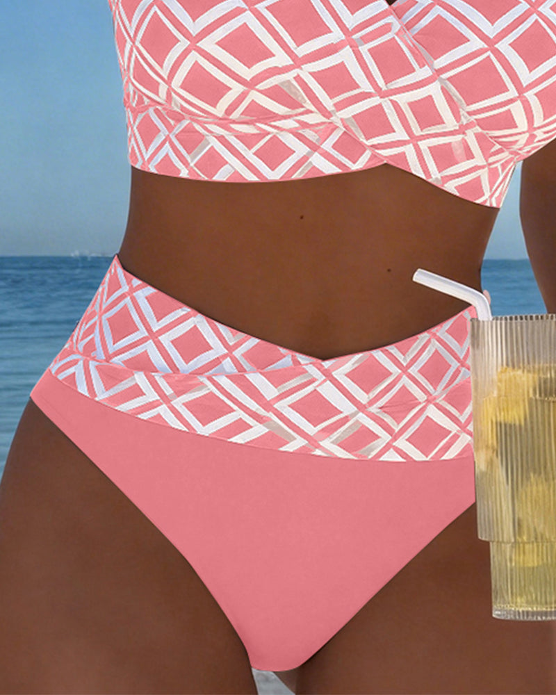 Daphne Classic Checkered Underwire Bikini with High Waisted Bottoms
