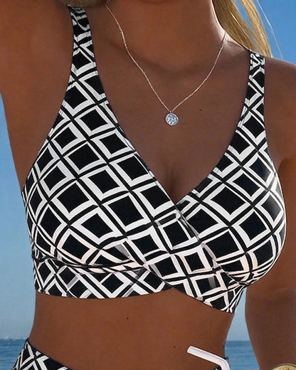 Daphne Classic Checkered Underwire Bikini with High Waisted Bottoms