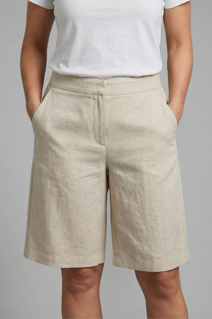 Diana Linen-Look Bermuda Shorts with Straight Leg – Beige