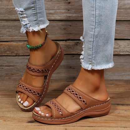 Jill Comfortable Sandals with Thick Cushioned Sole – Brown